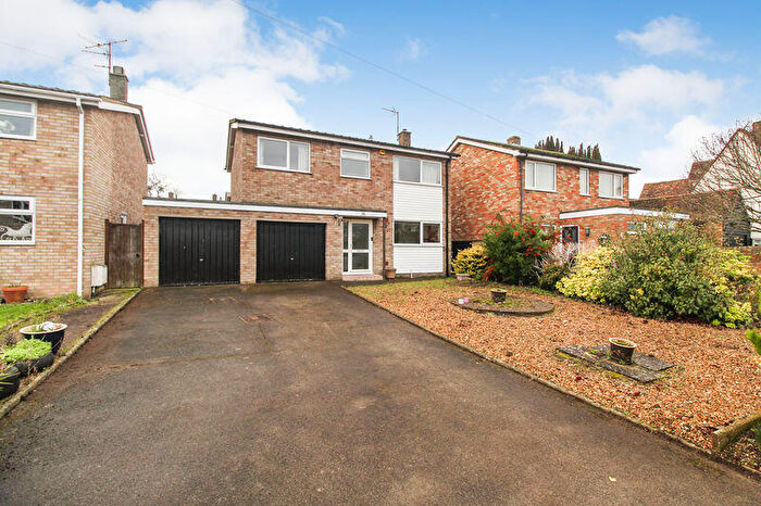 4 Bedroom Detached House For Sale In High Street, Great Barford, MK44