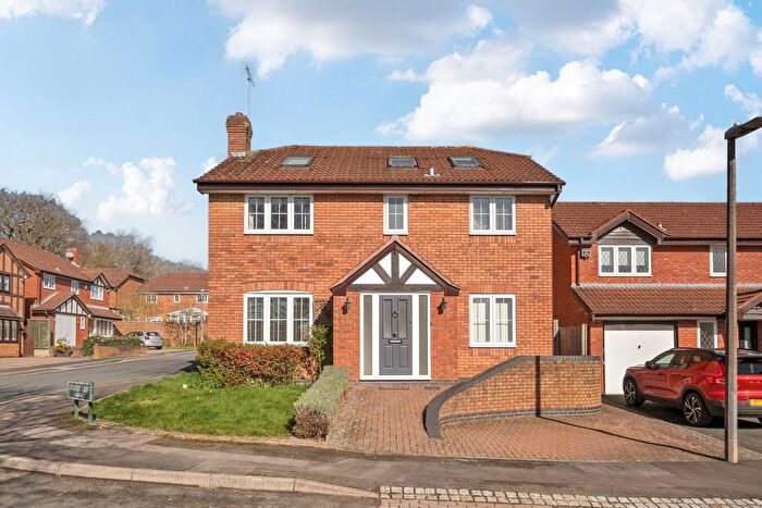 6 Bedroom Detached House For Sale In Stainsby Croft, Shirley, Solihull, West Midlands, B90