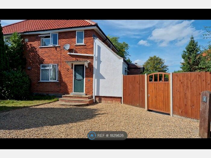 3 Bedroom Semi-Detached House To Rent In Leman Close, Loddon, Norwich, NR14