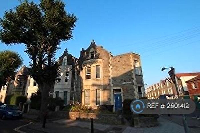 2 Bedroom Flat To Rent In St. Johns Road, Clifton, Bristol, BS8