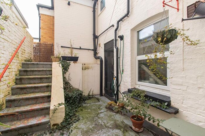 1 Bedroom Flat For Sale In Godwin Road, Cliftonville, CT9