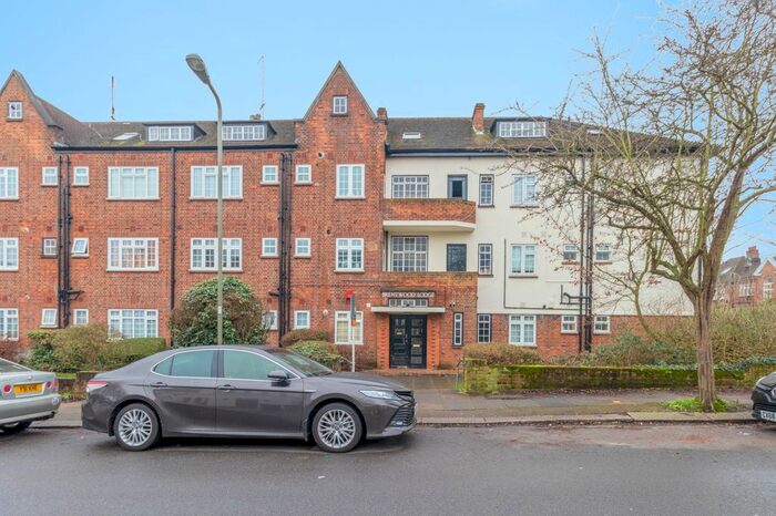 1 Bedroom Flat To Rent In Brentwood Lodge, Danescroft, Hendon, NW4