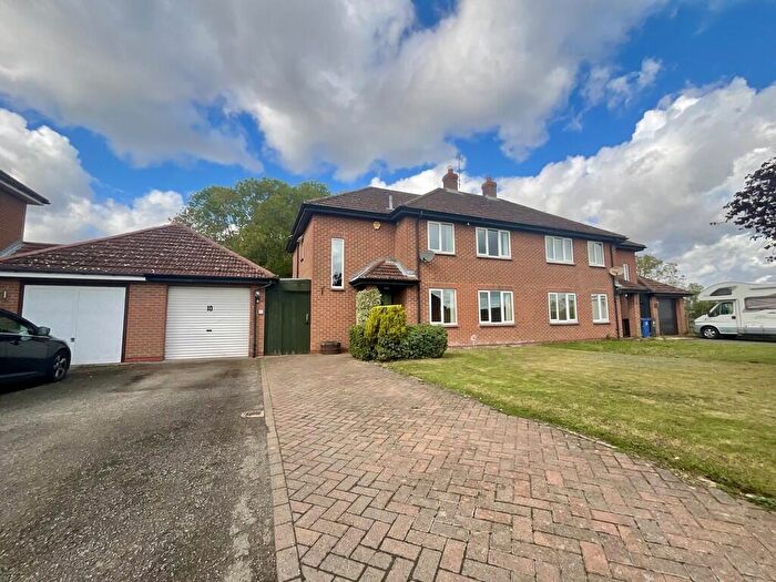 3 Bedroom Semi-Detached House For Sale In Tudor Close, Market Rasen, LN8