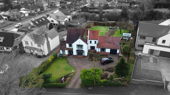 5 Bedroom Detached House For Sale In Ashover Road, Old Tupton, Chesterfield, S42