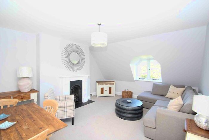 1 Bedroom Flat To Rent In Melrose Road, London SW18