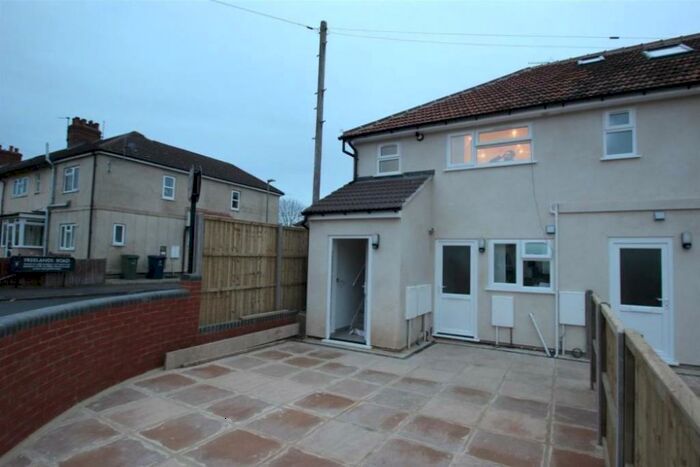 6 Bedroom Semi-Detached House To Rent In Donnington Bridge Road, Oxford, OX4