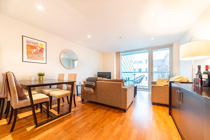 1 Bedroom Flat To Rent In Drayton Park, London, N5