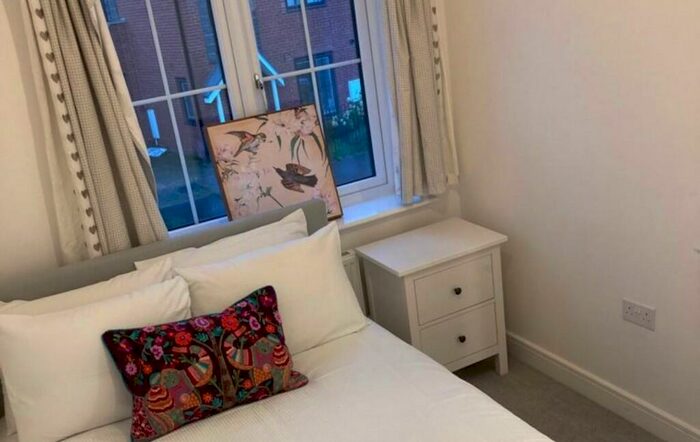 4 Bedroom Semi-Detached House To Rent In Doolittle Avenue, High Wycombe, Buckinghamshire, HP11