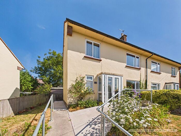 3 Bedroom Semi Detached House For Sale In St. Marys Road, Frome, BA11