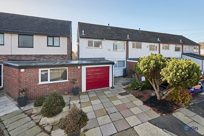 3 Bedroom Town House For Sale In Florida Court, Cressington, L19