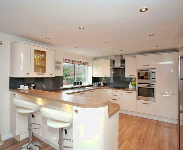 5 Bedroom Detached House To Rent In Binghill Road, Milltimber, Aberdeen, AB13