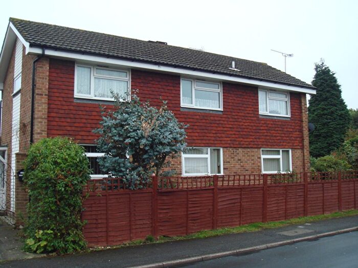 1 Bedroom Maisonette To Rent In Glenview Close, Northgate, Crawley, RH10