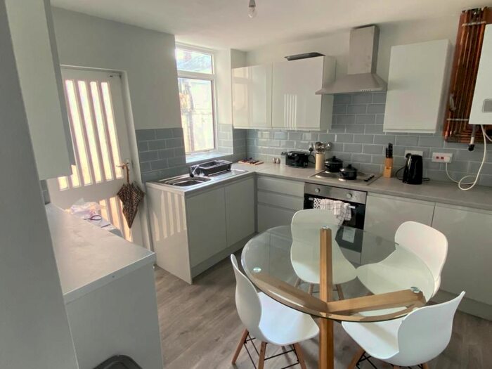 4 Bedroom Terraced House To Rent In Fenton Road, Blackpool, Lancashire, FY1