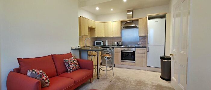 1 Bedroom Flat To Rent In Meadowbank Terrace, Meadowbank, Edinburgh, EH8