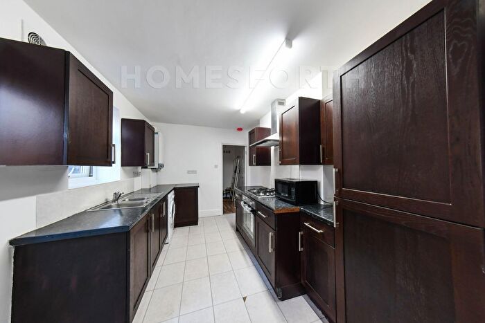 1 Bedroom Flat For Sale In Malvern Road, Maida Vale, NW6
