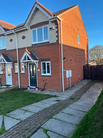 2 Bedroom Semi-detached House For Sale In Kittiwake Close, Hartlepool, TS26