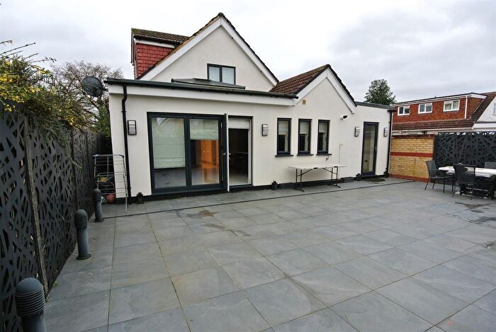 4 Bedroom Detached House To Rent In Feltham Hill Road, Ashford, TW15