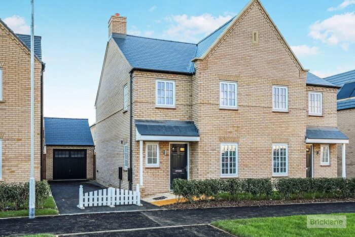 3 Bedroom Property To Rent In Whitmore Avenue, Huntingdon, PE28