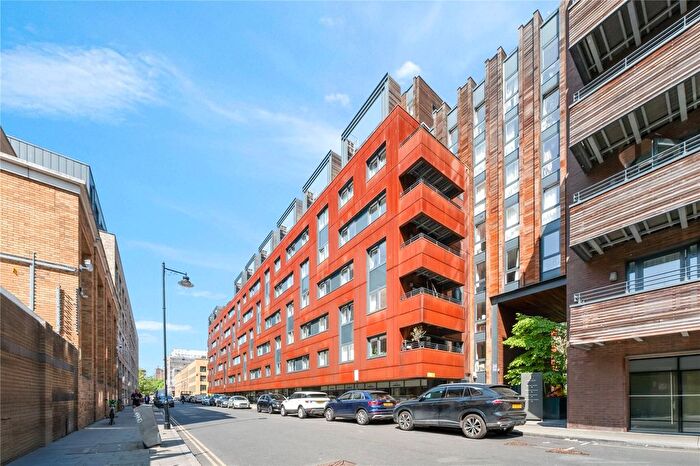 2 Bedroom Flat For Sale In The Cooper Building, Wharf Road, London, N1