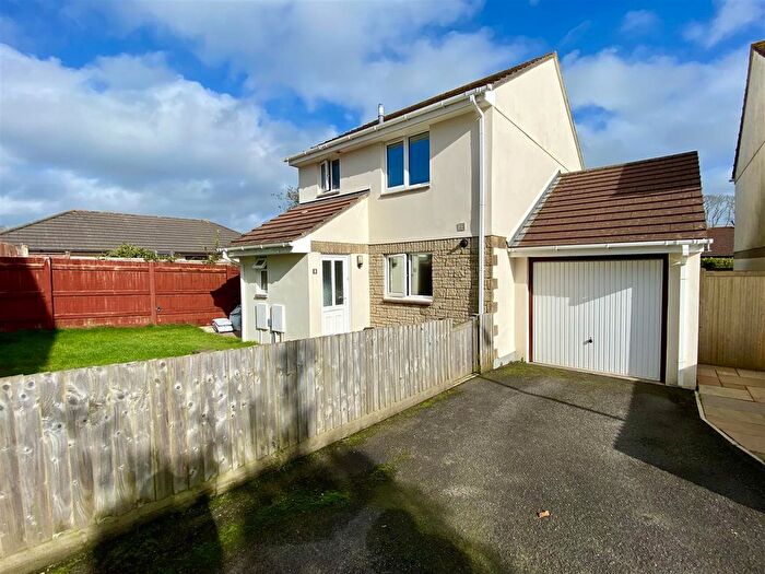 3 Bedroom Detached House For Sale In Treveth Lane, Helston, TR13