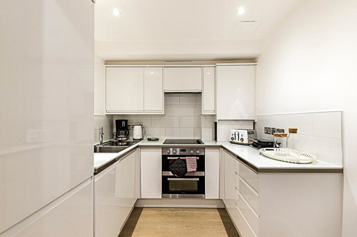 1 Bedroom Flat To Rent In Compayne Gardens, London, London, NW6