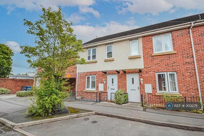 2 Bedroom End Of Terrace House To Rent In Poundlock Avenue, Stoke-On-Trent, ST1