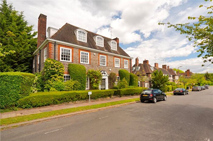 6 Bedroom Detached House For Sale In Heath Gate, Hampstead Garden Suburb, London, NW11