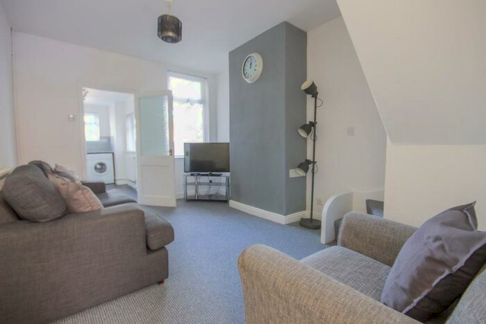 3 Bedroom House To Rent In Peel Street, Derby, DE22
