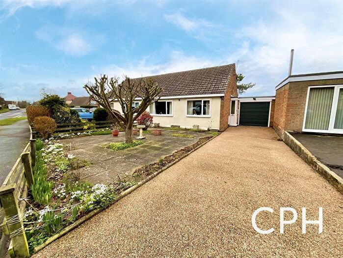 2 Bedroom Semi-Detached Bungalow For Sale In Wains Lane, Staxton, Scarborough, YO12