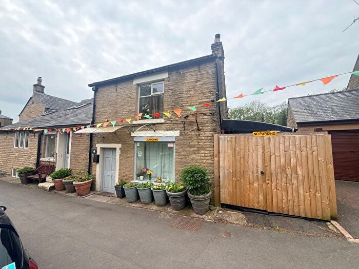 3 Bedroom Terraced House For Sale In Dunroamin, Market Street, Hayfield, High Peak, SK22