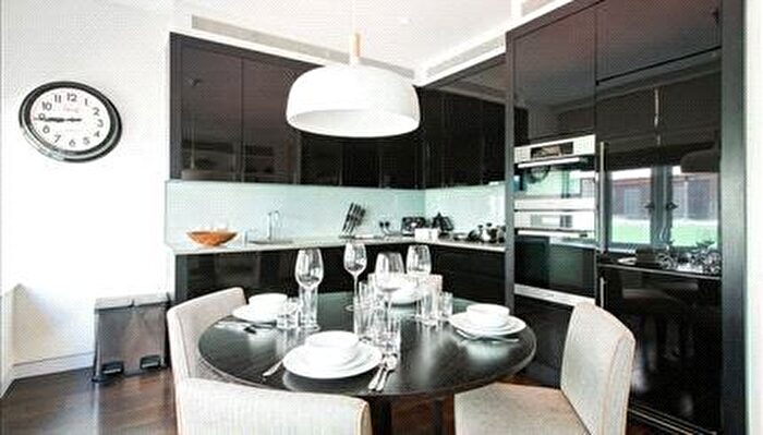 2 Bedroom Property To Rent In Duke Street, London, W1K