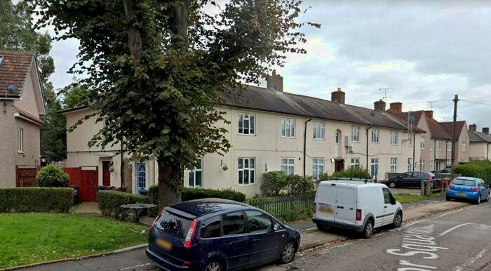 2 Bedroom Maisonette For Sale In Manor Square, Dagenham, RM8