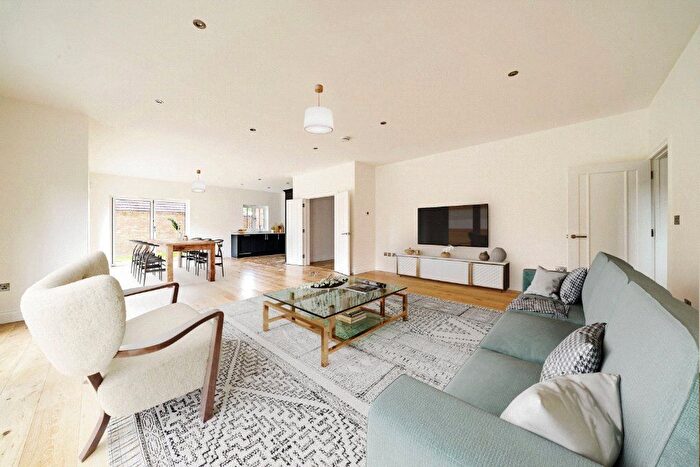 5 Bedroom Link Detached House For Sale In Oakview Place, Worth Lane, Little Horsted, East Sussex, TN22