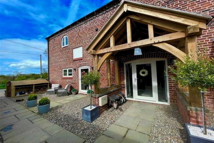 3 Bedroom Semi-Detached House For Sale In Oak View Barns, Smithy Lane, Mouldsworth, CH3