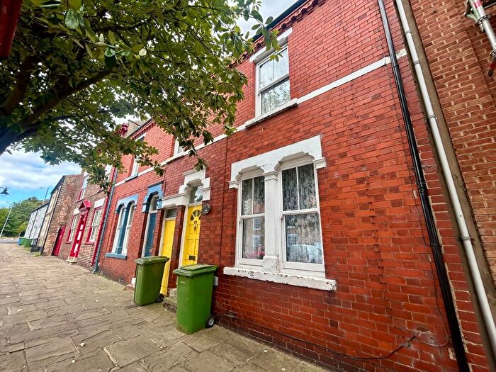 2 Bedroom Terraced House To Rent In Bed Mid-Terraced House, Market Place, Bridlington, YO16