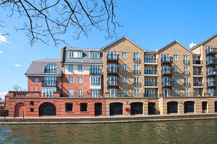 3 Bedroom Apartment To Rent In Riverside House, Fobney Street, Reading, Berkshire, RG1