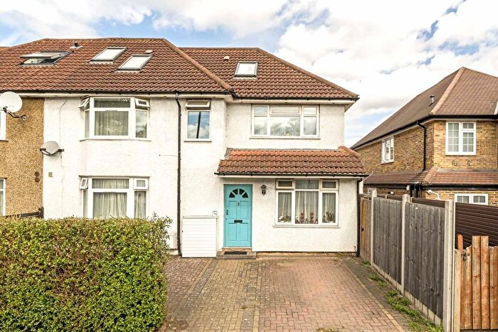 1 Bedroom Flat To Rent In Noel Road, Noel Road, W3