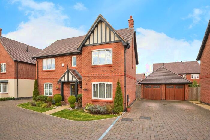 4 Bedroom Detached House For Sale In Meer Stones Road, Balsall Common, Coventry, CV7