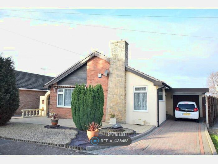 2 Bedroom Bungalow To Rent In Vermont Close, Clacton-On-Sea, CO15