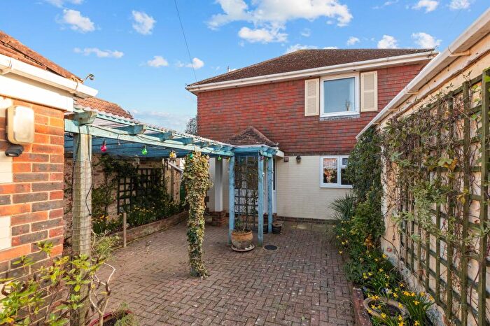 3 Bedroom Detached House For Sale In The Circle, East Preston, BN16