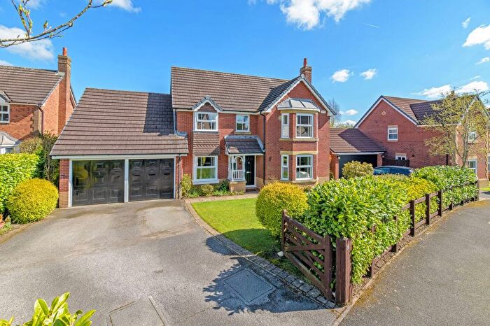 4 Bedroom Detached House For Sale In Stonehill Close, Appleton, WA4