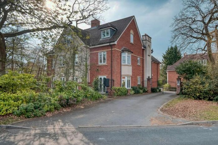 2 Bedroom Flat To Rent In Westwood Grove, Solihull, B91