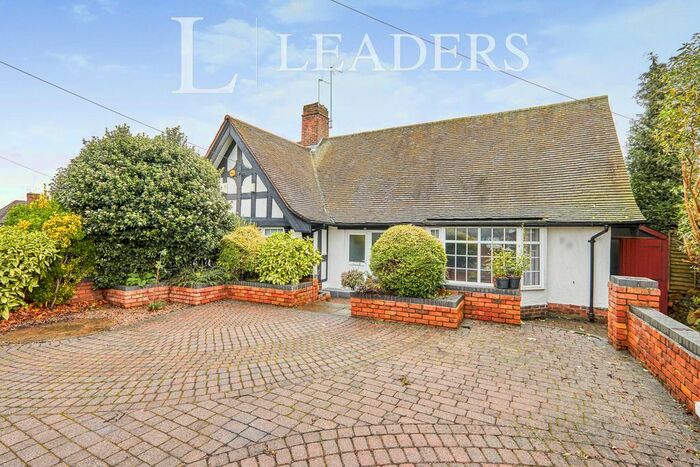 3 Bedroom Bungalow To Rent In Middleton Boulevard, Wollaton, Nottingham, NG8