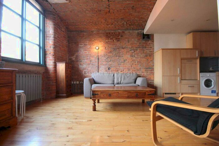 1 Bedroom Apartment To Rent In Chorlton Mill, Southern Gateway, Cambridge Street, M1