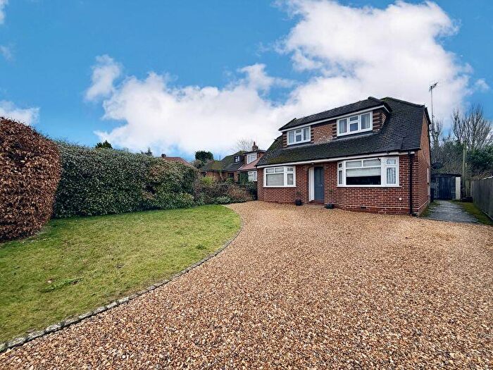 3 Bedroom Detached House For Sale In Chalklands, Bourne End, SL8