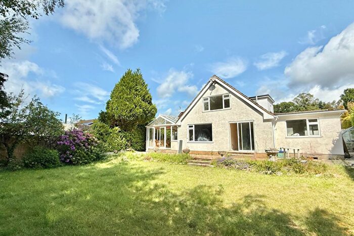 4 Bedroom Detached House For Sale In Grosvenor Close, Ashley Heath, BH24