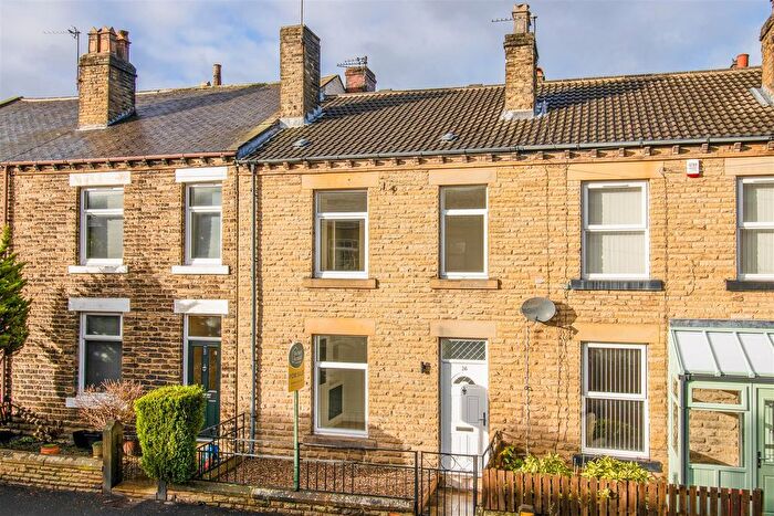 2 Bedroom Property For Sale In Ryecroft Street, Ossett, WF5