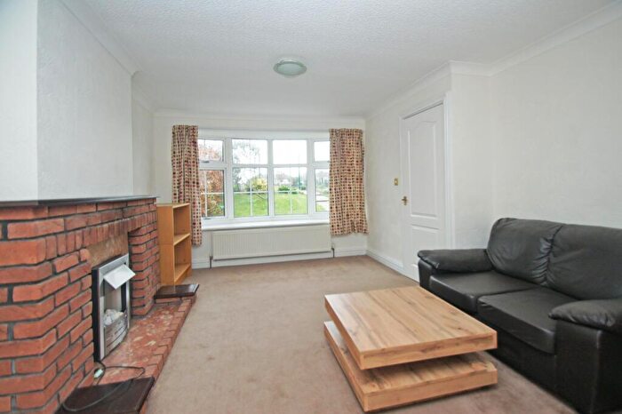 3 Bedroom End Of Terrace House To Rent In Stanmore Grove, Burley, Leeds, LS4