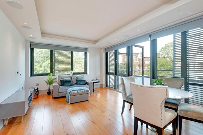 1 Bedroom Flat To Rent In Cecil Grove, London, NW8