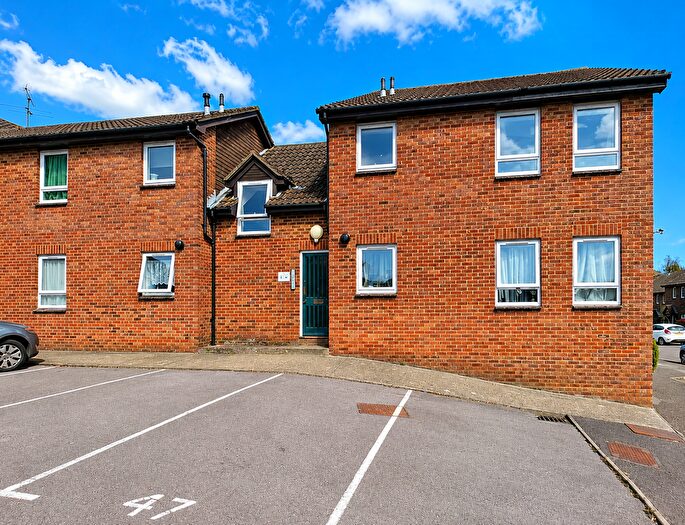 Studio For Sale In Hillingdale, Crawley, RH11